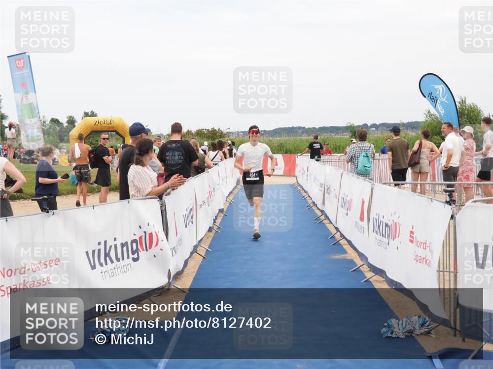 22.06.2025 - Viking Triathlon MichiJ http://msf.ph/oto/8127402 22.06.2025 15:19:17 Ziel 494 meine-sportfotos.de