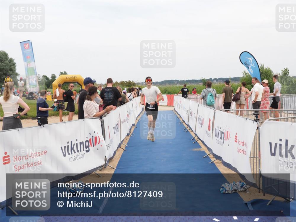 22.06.2025 - Viking Triathlon MichiJ http://msf.ph/oto/8127409 22.06.2025 15:19:17 Ziel 494 meine-sportfotos.de