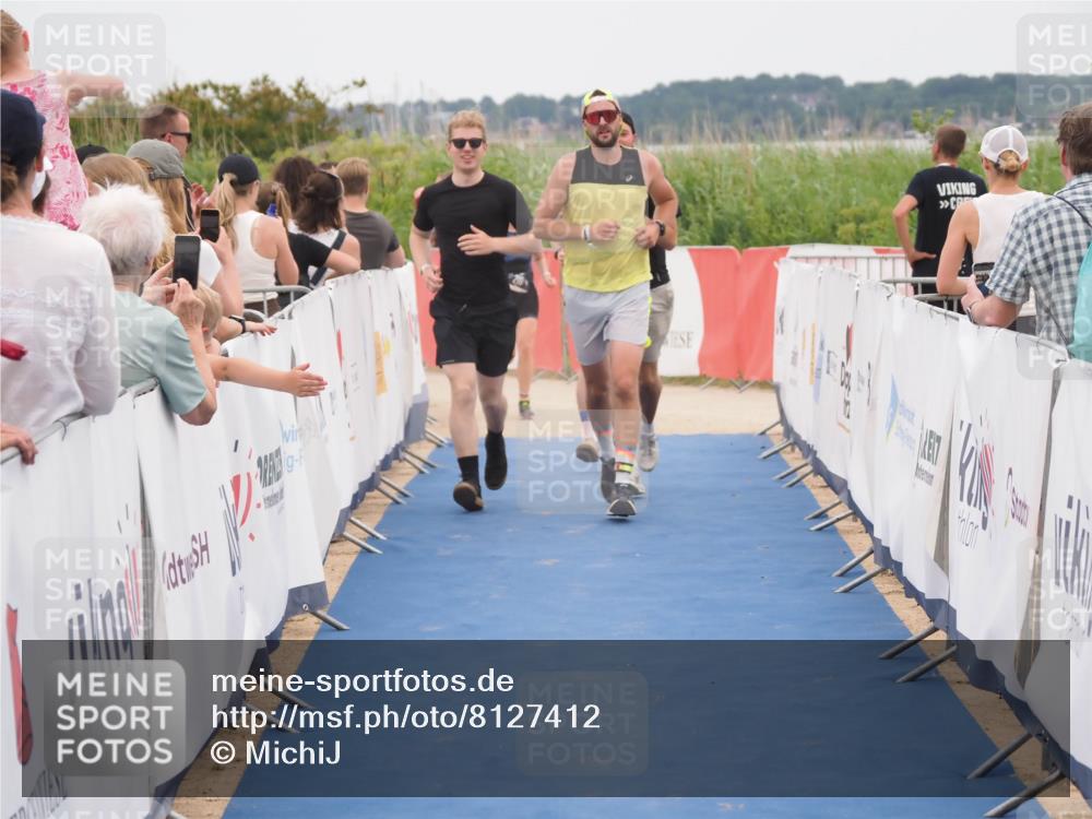 22.06.2025 - Viking Triathlon MichiJ http://msf.ph/oto/8127412 22.06.2025 15:24:41 Ziel 298, 607 meine-sportfotos.de