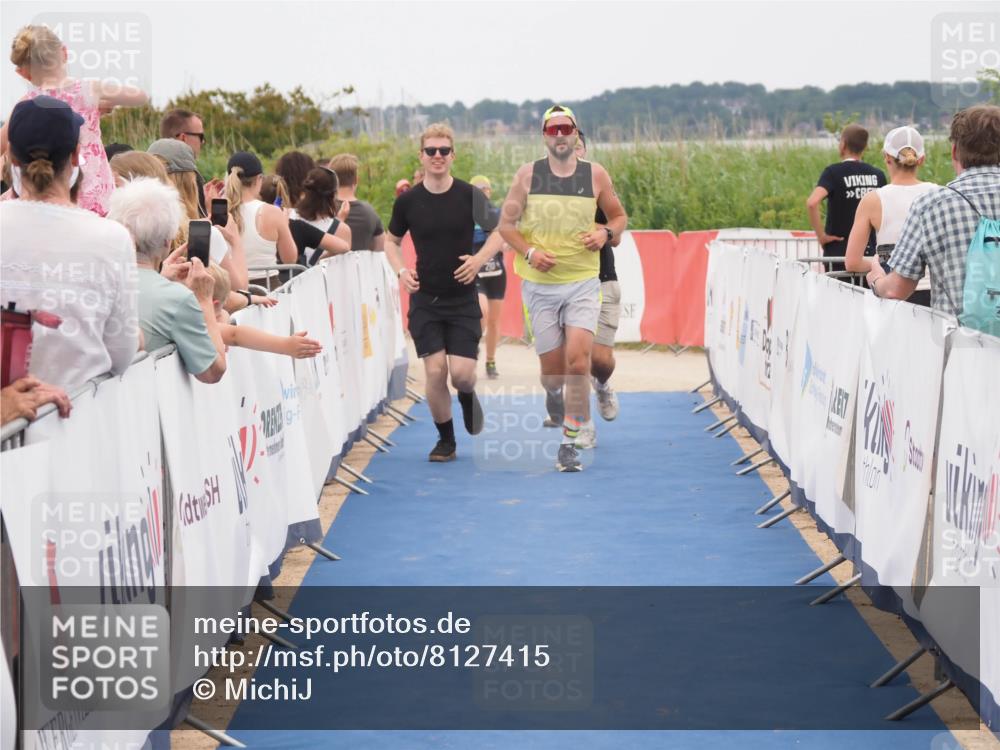 22.06.2025 - Viking Triathlon MichiJ http://msf.ph/oto/8127415 22.06.2025 15:24:41 Ziel 298, 607 meine-sportfotos.de