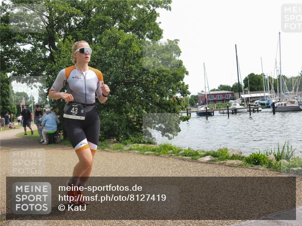 22.06.2025 - Viking Triathlon KatJ http://msf.ph/oto/8127419 22.06.2025 13:49:17 Laufen 43, 418 meine-sportfotos.de