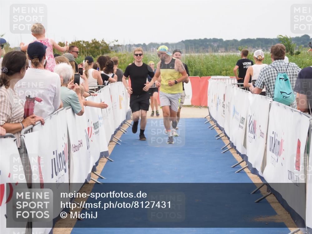 22.06.2025 - Viking Triathlon MichiJ http://msf.ph/oto/8127431 22.06.2025 15:24:42 Ziel 210, 298, 607 meine-sportfotos.de
