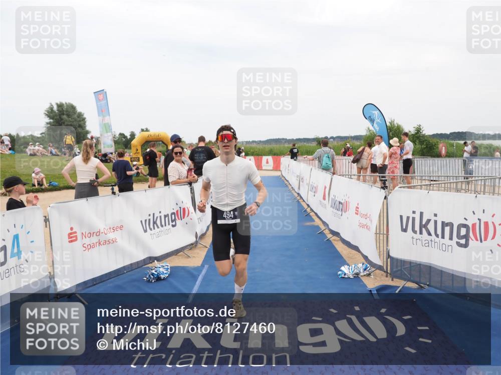 22.06.2025 - Viking Triathlon MichiJ http://msf.ph/oto/8127460 22.06.2025 15:19:19 Ziel 494 meine-sportfotos.de
