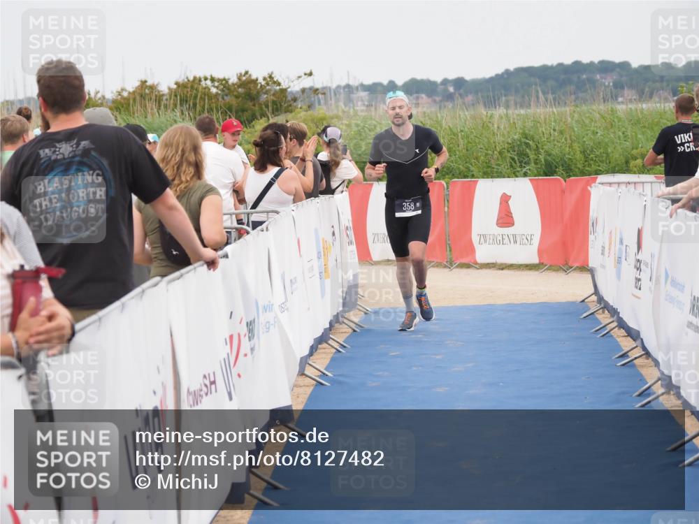 22.06.2025 - Viking Triathlon MichiJ http://msf.ph/oto/8127482 22.06.2025 15:19:25 Ziel 358 meine-sportfotos.de