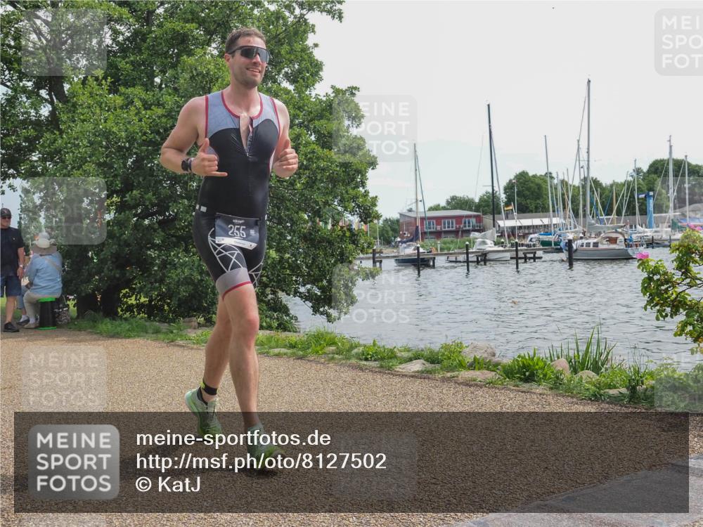 22.06.2025 - Viking Triathlon KatJ http://msf.ph/oto/8127502 22.06.2025 13:49:24 Laufen 19, 88, 255 meine-sportfotos.de