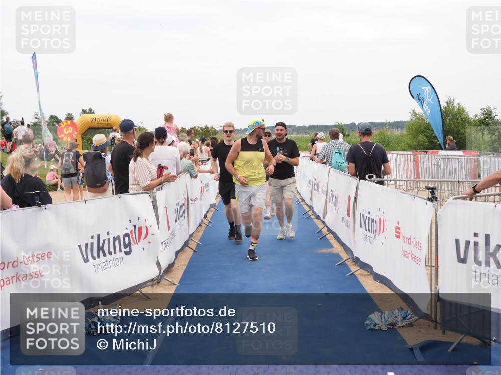 22.06.2025 - Viking Triathlon MichiJ http://msf.ph/oto/8127510 22.06.2025 15:24:44 Ziel 210, 607 meine-sportfotos.de
