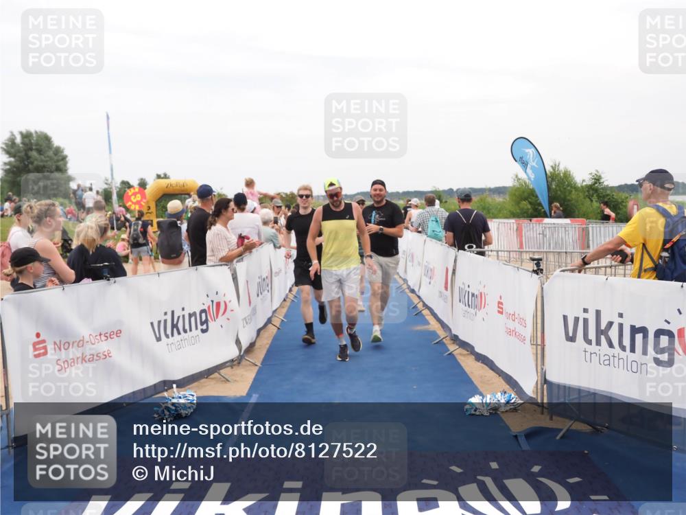 22.06.2025 - Viking Triathlon MichiJ http://msf.ph/oto/8127522 22.06.2025 15:24:45 Ziel 210, 607 meine-sportfotos.de