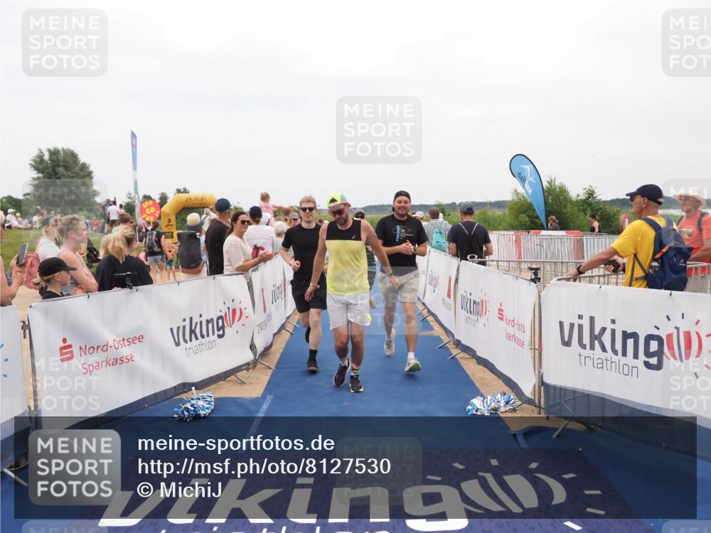 22.06.2025 - Viking Triathlon MichiJ http://msf.ph/oto/8127530 22.06.2025 15:24:45 Ziel 210, 607 meine-sportfotos.de