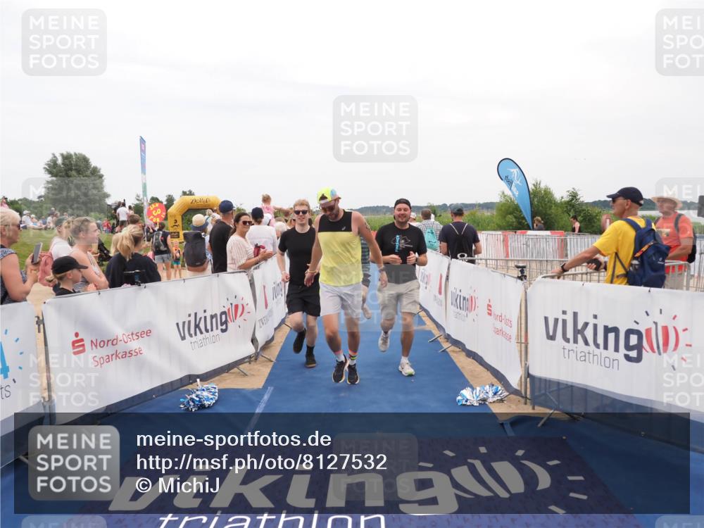 22.06.2025 - Viking Triathlon MichiJ http://msf.ph/oto/8127532 22.06.2025 15:24:45 Ziel 210, 607 meine-sportfotos.de