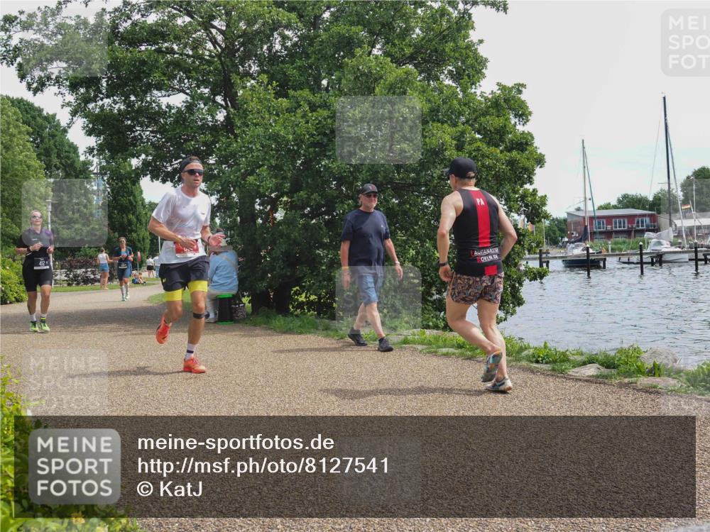 22.06.2025 - Viking Triathlon KatJ http://msf.ph/oto/8127541 22.06.2025 13:49:27 Laufen 88, 412, 651 meine-sportfotos.de