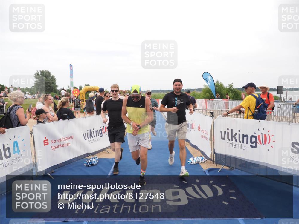22.06.2025 - Viking Triathlon MichiJ http://msf.ph/oto/8127548 22.06.2025 15:24:46 Ziel 210, 607 meine-sportfotos.de