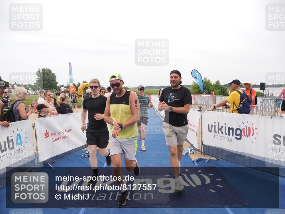 22.06.2025 - Viking Triathlon MichiJ http://msf.ph/oto/8127557 22.06.2025 15:24:46 Ziel 210, 607 meine-sportfotos.de