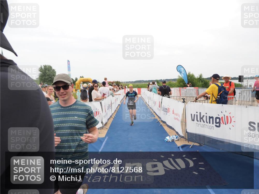 22.06.2025 - Viking Triathlon MichiJ http://msf.ph/oto/8127568 22.06.2025 15:24:48 Ziel 210, 607 meine-sportfotos.de