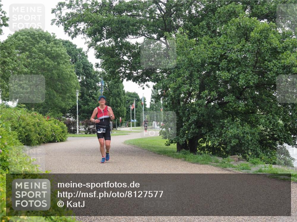 22.06.2025 - Viking Triathlon KatJ http://msf.ph/oto/8127577 22.06.2025 15:32:55 Laufen 131 meine-sportfotos.de