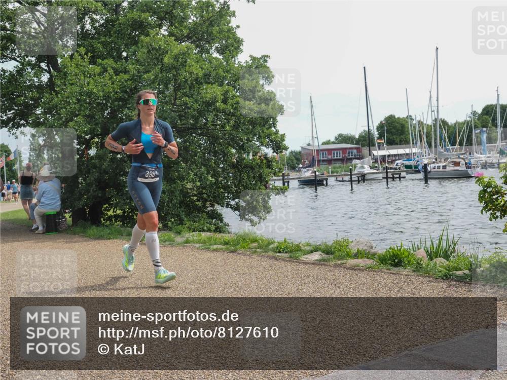 22.06.2025 - Viking Triathlon KatJ http://msf.ph/oto/8127610 22.06.2025 13:49:33 Laufen 398, 412 meine-sportfotos.de