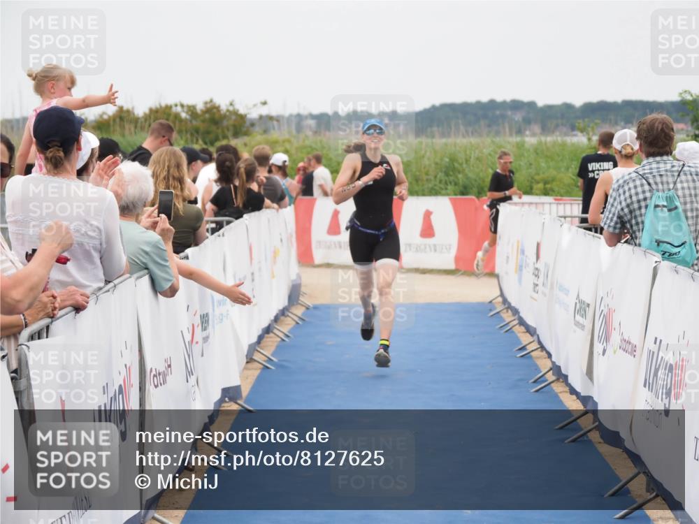 22.06.2025 - Viking Triathlon MichiJ http://msf.ph/oto/8127625 22.06.2025 15:24:54 Ziel 200 meine-sportfotos.de