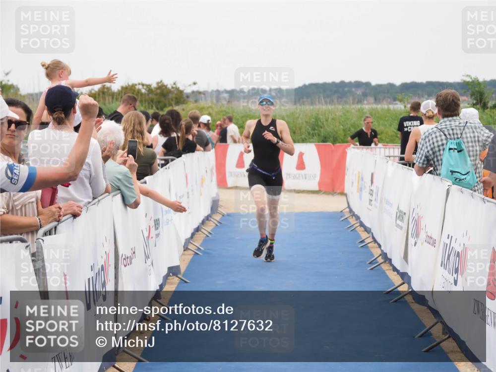 22.06.2025 - Viking Triathlon MichiJ http://msf.ph/oto/8127632 22.06.2025 15:24:54 Ziel 200 meine-sportfotos.de
