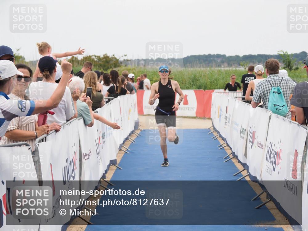 22.06.2025 - Viking Triathlon MichiJ http://msf.ph/oto/8127637 22.06.2025 15:24:54 Ziel 200 meine-sportfotos.de
