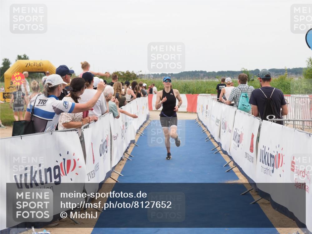 22.06.2025 - Viking Triathlon MichiJ http://msf.ph/oto/8127652 22.06.2025 15:24:55 Ziel 200 meine-sportfotos.de