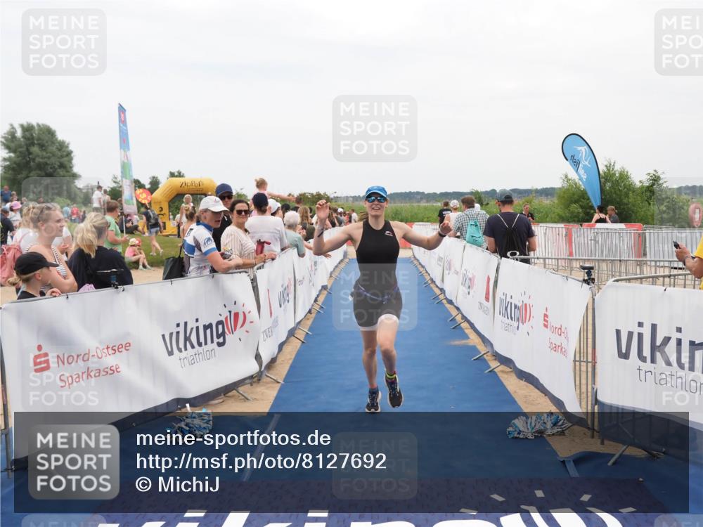 22.06.2025 - Viking Triathlon MichiJ http://msf.ph/oto/8127692 22.06.2025 15:24:57 Ziel 200 meine-sportfotos.de