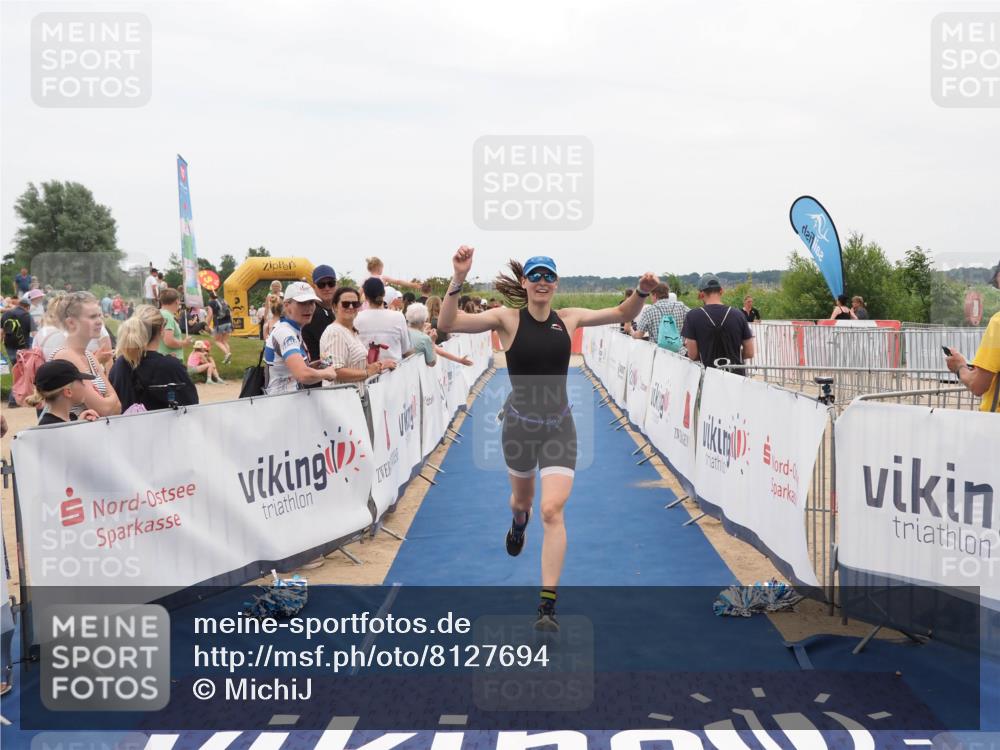 22.06.2025 - Viking Triathlon MichiJ http://msf.ph/oto/8127694 22.06.2025 15:24:57 Ziel 200 meine-sportfotos.de