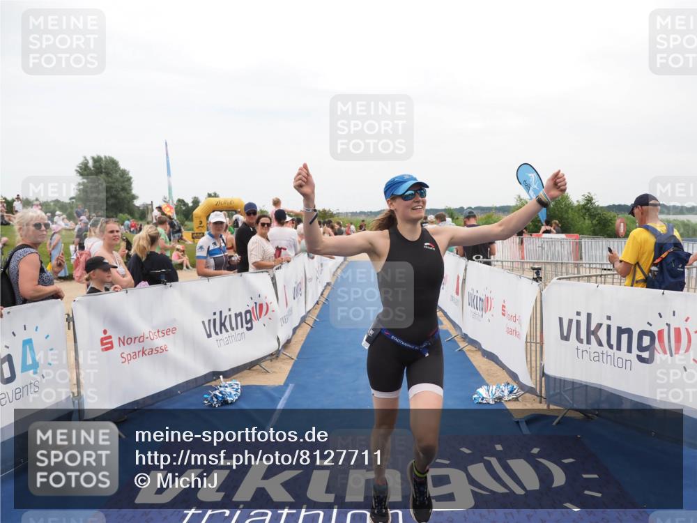 22.06.2025 - Viking Triathlon MichiJ http://msf.ph/oto/8127711 22.06.2025 15:24:57 Ziel 200 meine-sportfotos.de