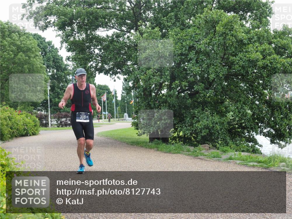 22.06.2025 - Viking Triathlon KatJ http://msf.ph/oto/8127743 22.06.2025 15:33:19 Laufen 83, 308 meine-sportfotos.de