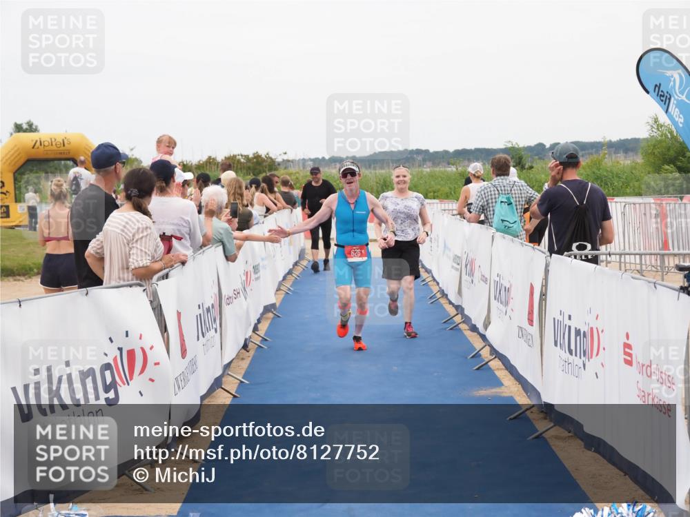 22.06.2025 - Viking Triathlon MichiJ http://msf.ph/oto/8127752 22.06.2025 15:25:11 Ziel 626 meine-sportfotos.de