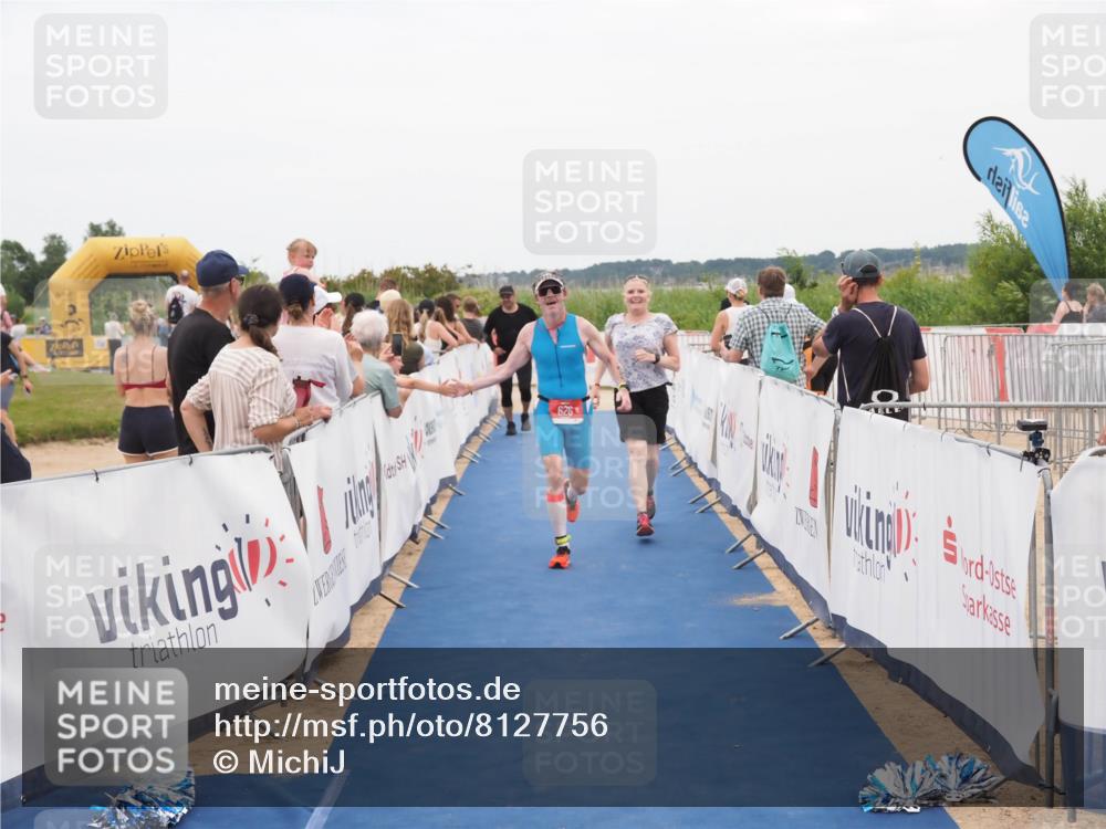 22.06.2025 - Viking Triathlon MichiJ http://msf.ph/oto/8127756 22.06.2025 15:25:11 Ziel 626 meine-sportfotos.de
