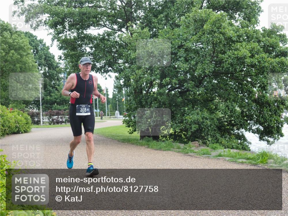 22.06.2025 - Viking Triathlon KatJ http://msf.ph/oto/8127758 22.06.2025 15:33:19 Laufen 83, 308 meine-sportfotos.de