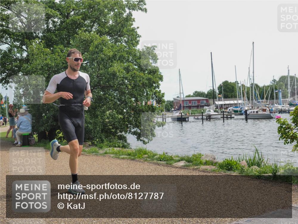 22.06.2025 - Viking Triathlon KatJ http://msf.ph/oto/8127787 22.06.2025 13:49:53 Laufen 233, 455 meine-sportfotos.de