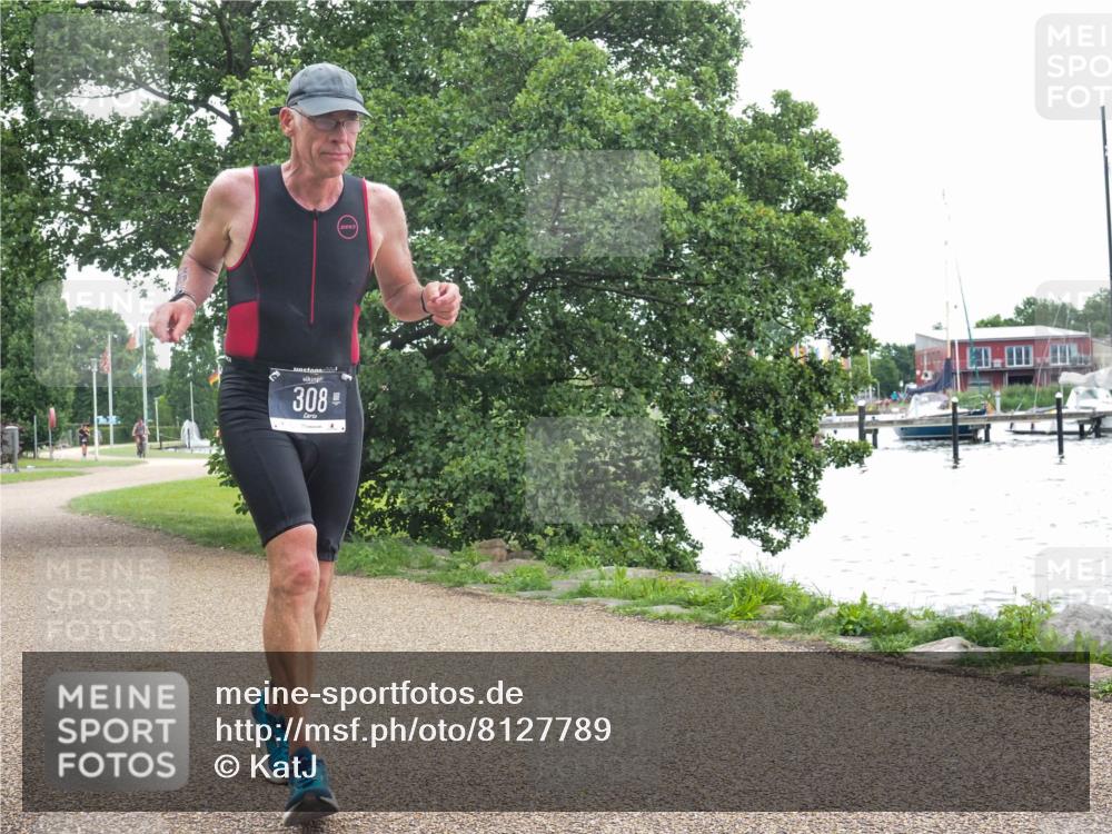 22.06.2025 - Viking Triathlon KatJ http://msf.ph/oto/8127789 22.06.2025 15:33:20 Laufen 83, 308 meine-sportfotos.de