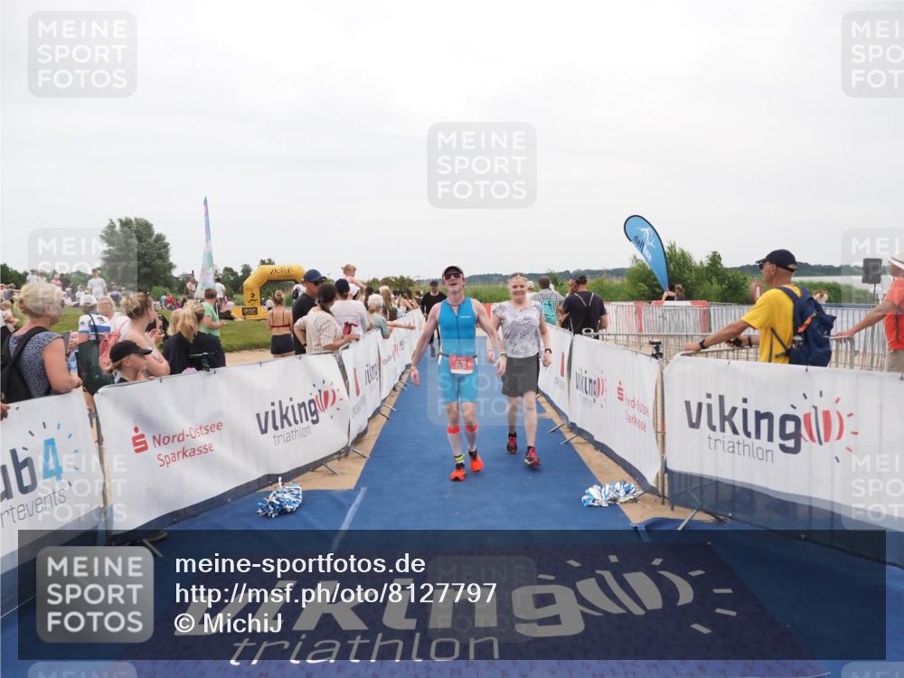 22.06.2025 - Viking Triathlon MichiJ http://msf.ph/oto/8127797 22.06.2025 15:25:13 Ziel 626 meine-sportfotos.de