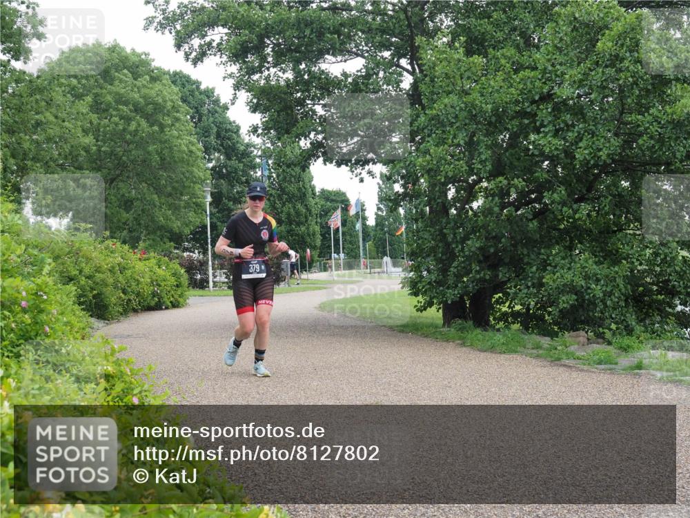 22.06.2025 - Viking Triathlon KatJ http://msf.ph/oto/8127802 22.06.2025 15:33:52 Laufen 379 meine-sportfotos.de