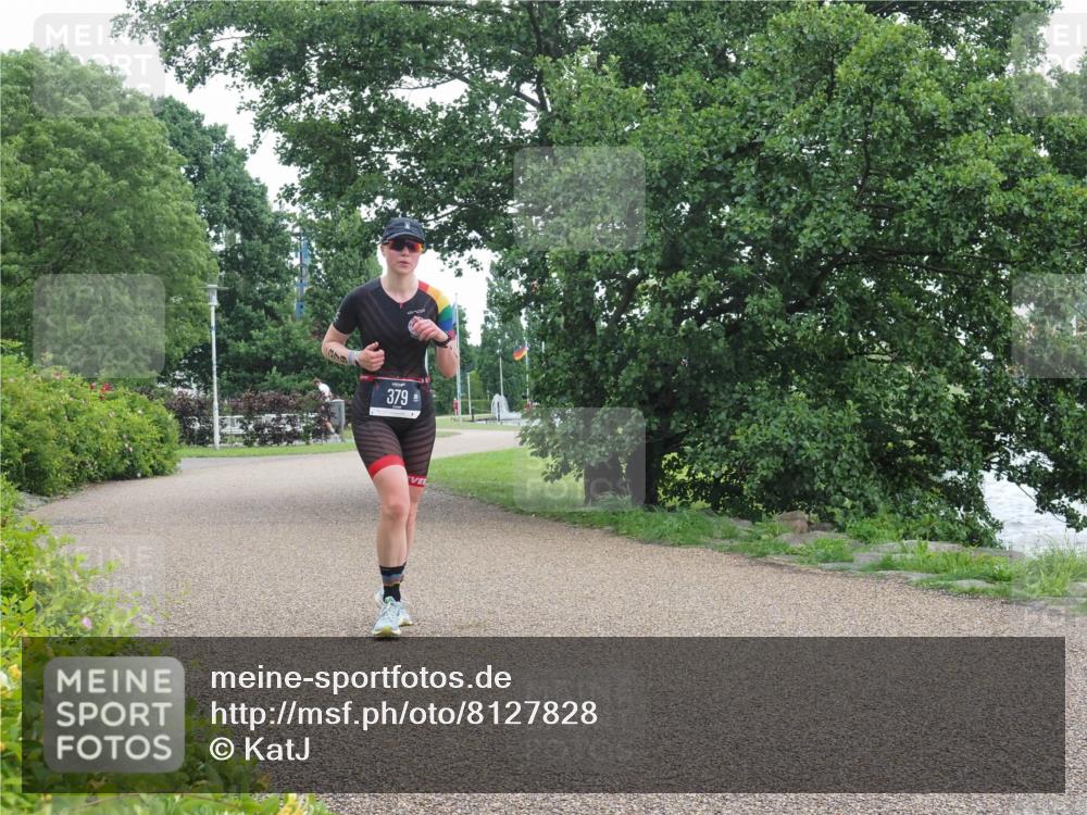 22.06.2025 - Viking Triathlon KatJ http://msf.ph/oto/8127828 22.06.2025 15:33:53 Laufen 379 meine-sportfotos.de