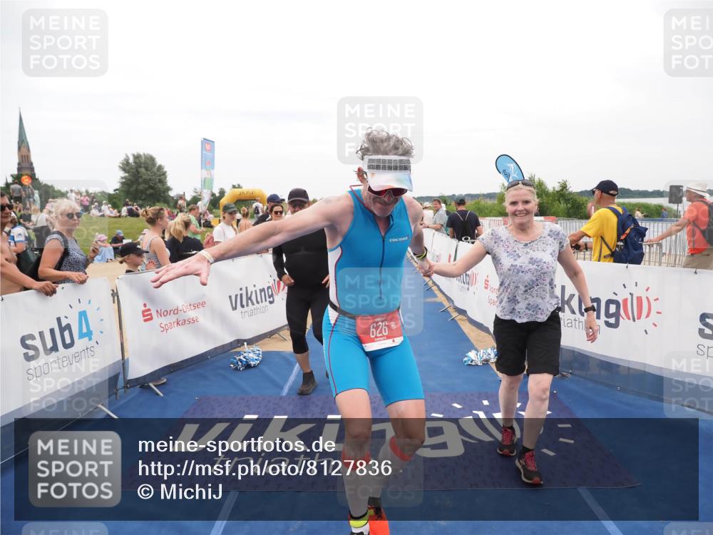 22.06.2025 - Viking Triathlon MichiJ http://msf.ph/oto/8127836 22.06.2025 15:25:17 Ziel 626 meine-sportfotos.de