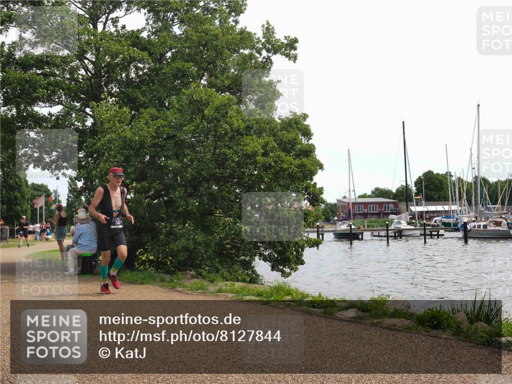 22.06.2025 - Viking Triathlon KatJ http://msf.ph/oto/8127844 22.06.2025 13:50:17 Laufen 543 meine-sportfotos.de