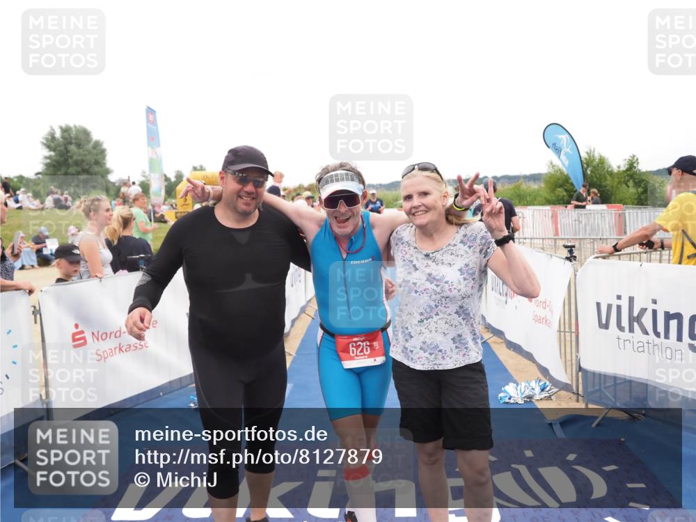 22.06.2025 - Viking Triathlon MichiJ http://msf.ph/oto/8127879 22.06.2025 15:25:24 Ziel 91, 394 meine-sportfotos.de