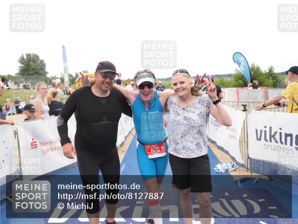 22.06.2025 - Viking Triathlon MichiJ http://msf.ph/oto/8127887 22.06.2025 15:25:24 Ziel 91, 394 meine-sportfotos.de