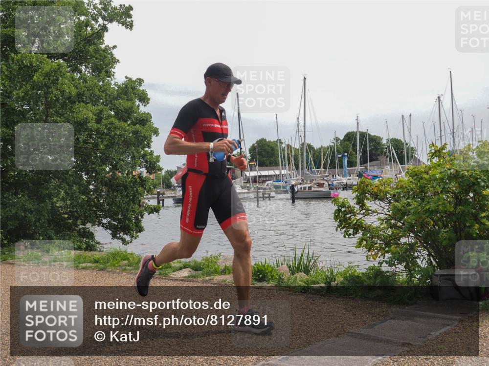 22.06.2025 - Viking Triathlon KatJ http://msf.ph/oto/8127891 22.06.2025 13:50:24 Laufen 615 meine-sportfotos.de