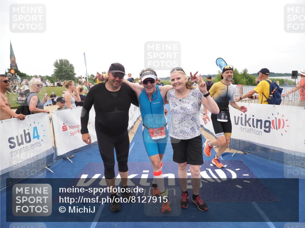22.06.2025 - Viking Triathlon MichiJ http://msf.ph/oto/8127915 22.06.2025 15:25:25 Ziel 91, 394 meine-sportfotos.de