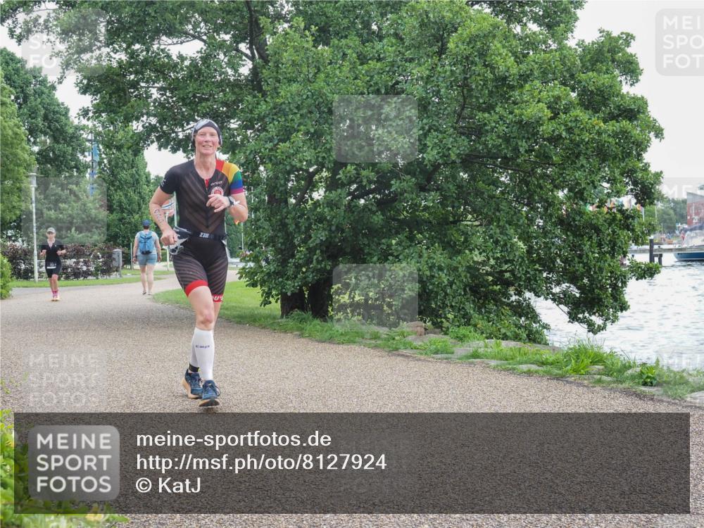 22.06.2025 - Viking Triathlon KatJ http://msf.ph/oto/8127924 22.06.2025 15:34:42 Laufen 425 meine-sportfotos.de