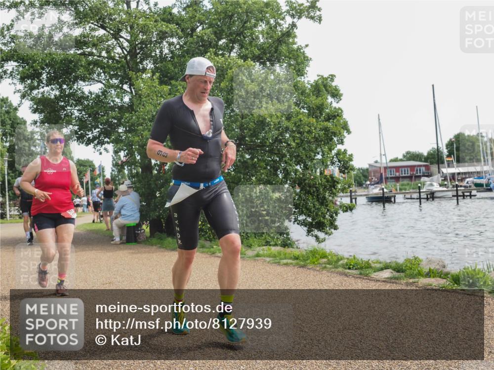 22.06.2025 - Viking Triathlon KatJ http://msf.ph/oto/8127939 22.06.2025 13:50:49 Laufen 55, 98, 616 meine-sportfotos.de