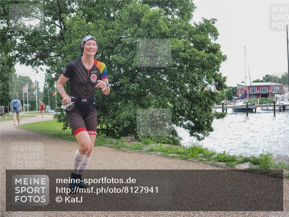 22.06.2025 - Viking Triathlon KatJ http://msf.ph/oto/8127941 22.06.2025 15:34:42 Laufen 425 meine-sportfotos.de