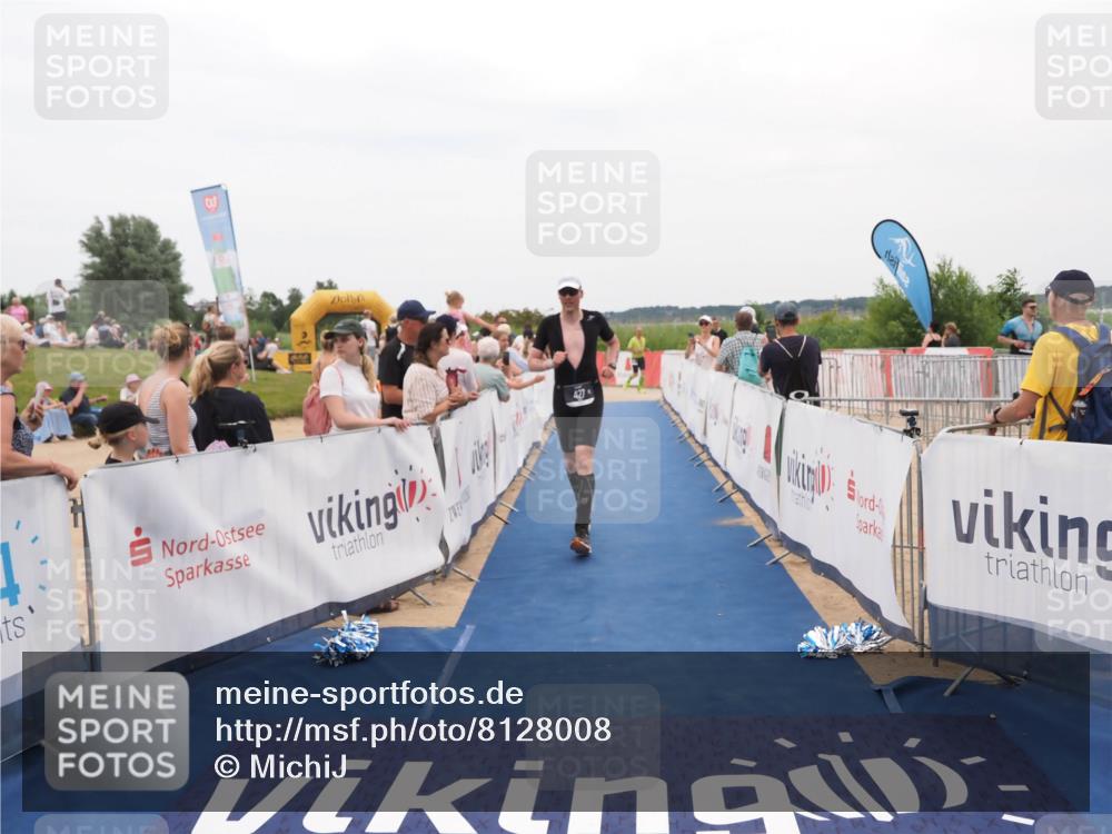 22.06.2025 - Viking Triathlon MichiJ http://msf.ph/oto/8128008 22.06.2025 15:25:44 Ziel 427 meine-sportfotos.de