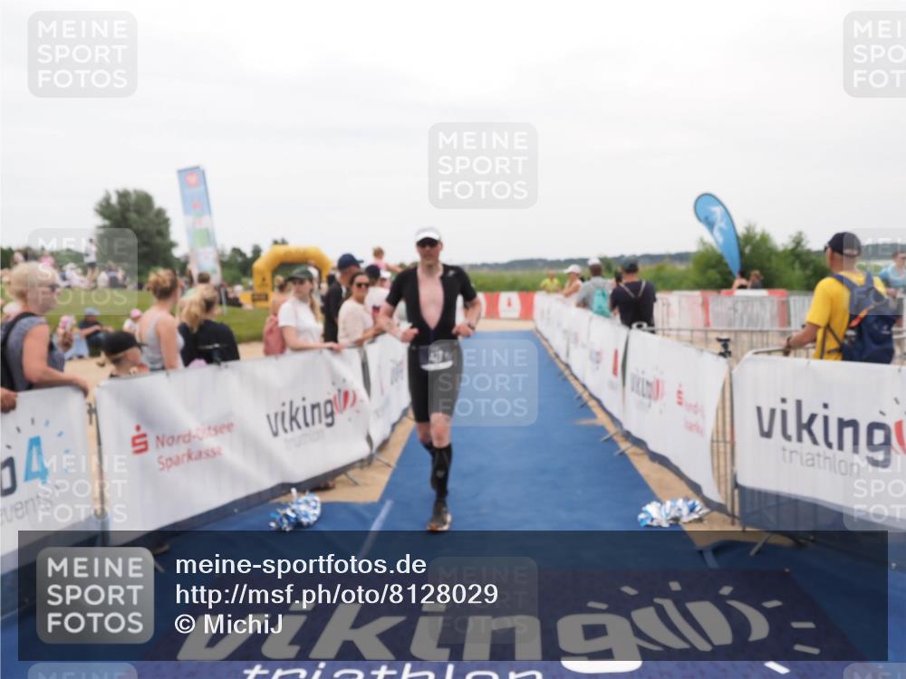 22.06.2025 - Viking Triathlon MichiJ http://msf.ph/oto/8128029 22.06.2025 15:25:45 Ziel 22, 427 meine-sportfotos.de