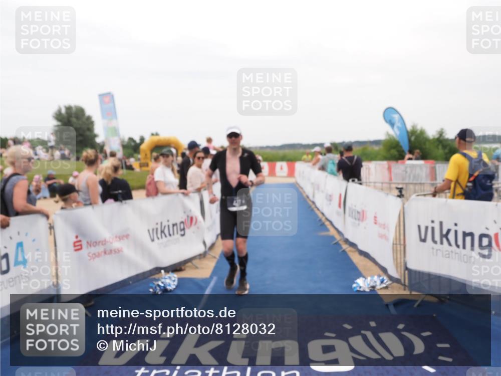 22.06.2025 - Viking Triathlon MichiJ http://msf.ph/oto/8128032 22.06.2025 15:25:45 Ziel 22, 427 meine-sportfotos.de