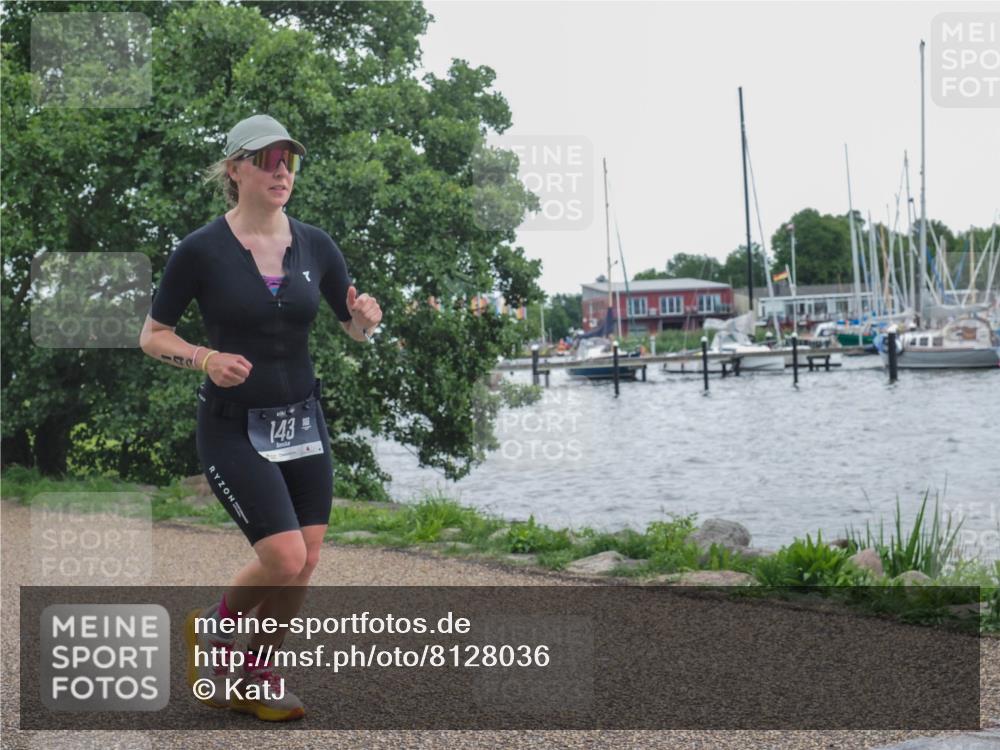 22.06.2025 - Viking Triathlon KatJ http://msf.ph/oto/8128036 22.06.2025 15:34:50 Laufen 143 meine-sportfotos.de