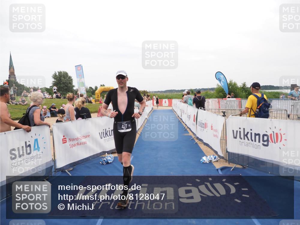 22.06.2025 - Viking Triathlon MichiJ http://msf.ph/oto/8128047 22.06.2025 15:25:46 Ziel 22, 427 meine-sportfotos.de