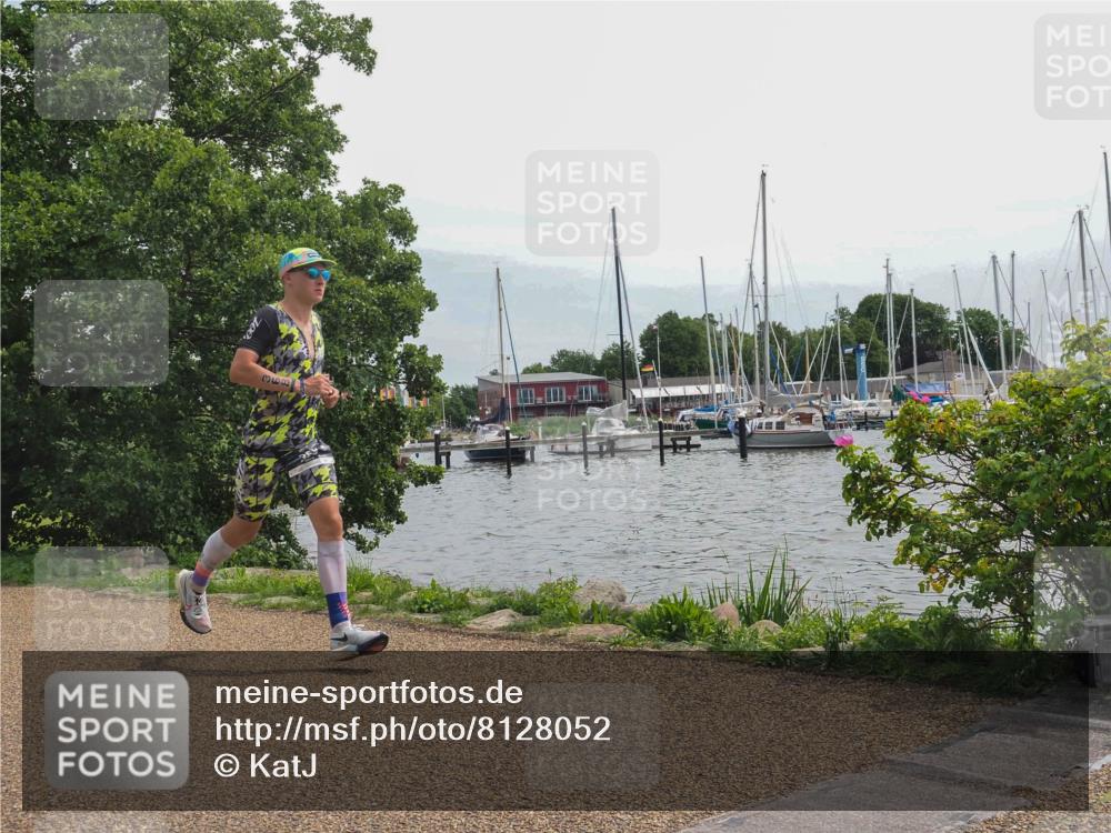 22.06.2025 - Viking Triathlon KatJ http://msf.ph/oto/8128052 22.06.2025 13:51:29 Laufen 368 meine-sportfotos.de
